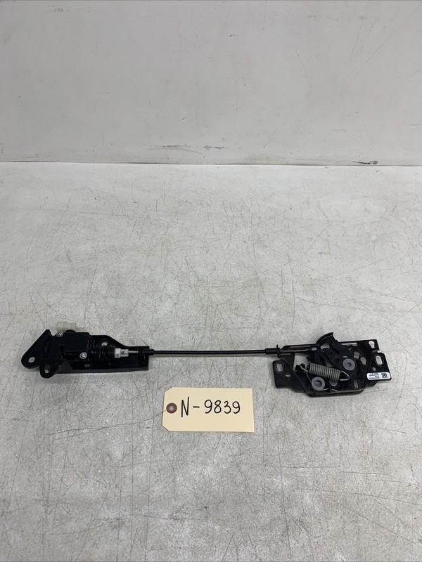 17-20 Tesla Model 3 Hood Latch Lock Mechanism 1033011-99-E 9839 B117