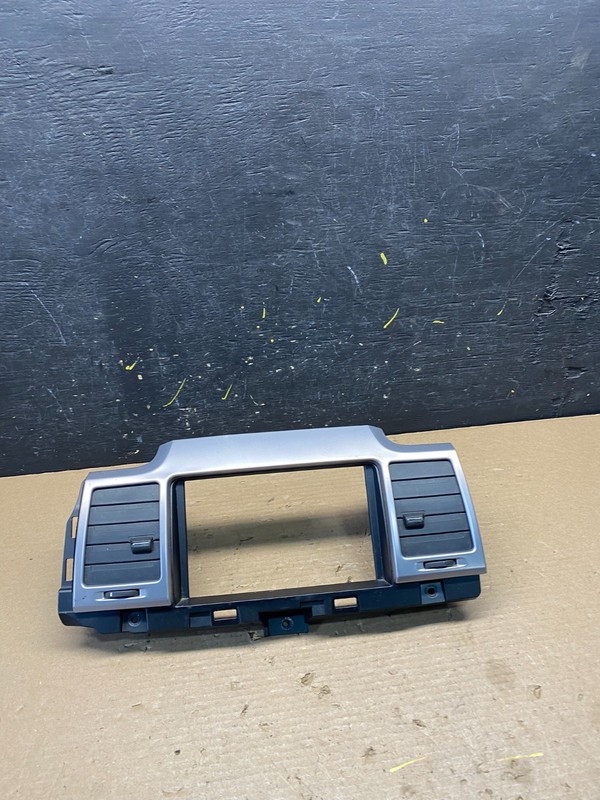 2010 - 2012 Lincoln MKZ Center Dash Gps Radio Bezel Panel Air Vent OEM S6653 DG