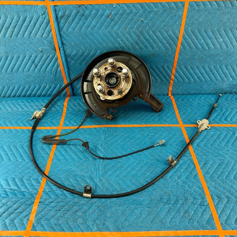 2005-2010 TOYOTA AVALON XL OEM FWD REAR RIGHT SPINDLE KNUCKLE WHEEL BEARING HUB