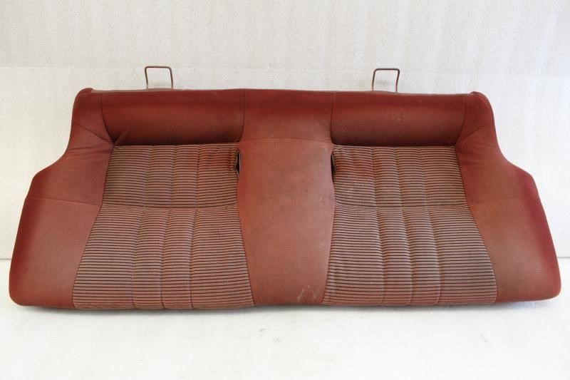 1982 1983 1984 1985 1986 TOYOTA SUPRA REAR SEAT BOTTOM CUSHION BENCH RED CLOTH