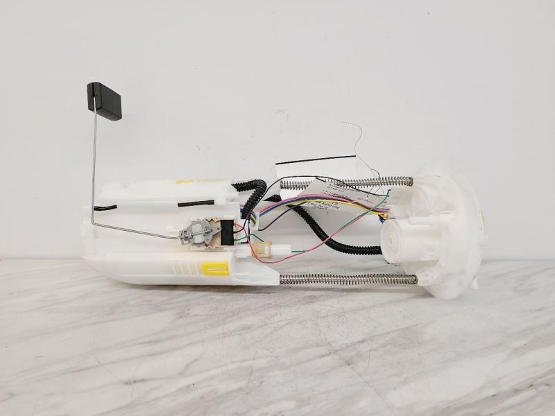 Fuel Pump 3.4L Fits 2022 Tundra 572184