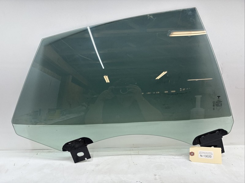 12-20 TESLA MODEL S REAR RIGHT PASSENGER SIDE DOOR WINDOW GLASS 13020 S1
