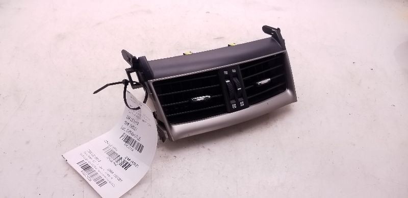 2010 2011 2012 Lexus HS250h AC Vents Center Dash Bezel 55670-75020