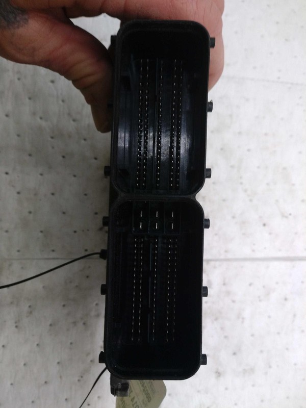 2014 Volkswagen Jetta Engine Control Module ECM 1.8L OEM 06K906070D