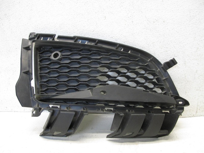 16-20 JAGUAR X260 XF BUMPER FRONT LOWER GRILLE TRIM PASSENGER RIGHT OEM 041725