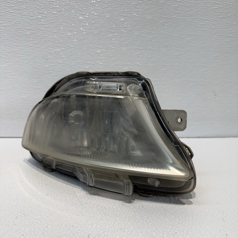 2007-2009 Lexus LS460 LS460L Fog light Front Right Side Passenger Side OEM