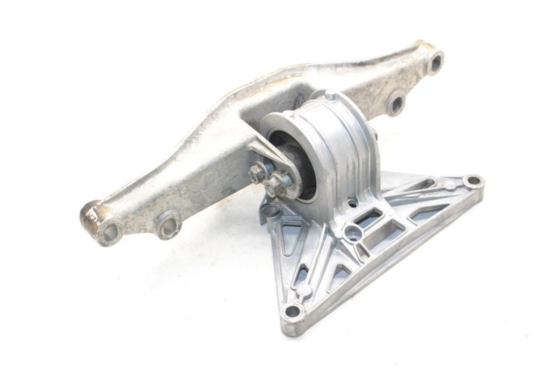 97-04 Porsche Boxster 2.5L Engine Mount 98637530901