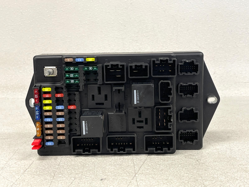 ⭐2010-2015 JAGUAR XK XKR FRONT POWER RELAY FUSE JUNCTION BOX FUSEBOX OEM LOT2662