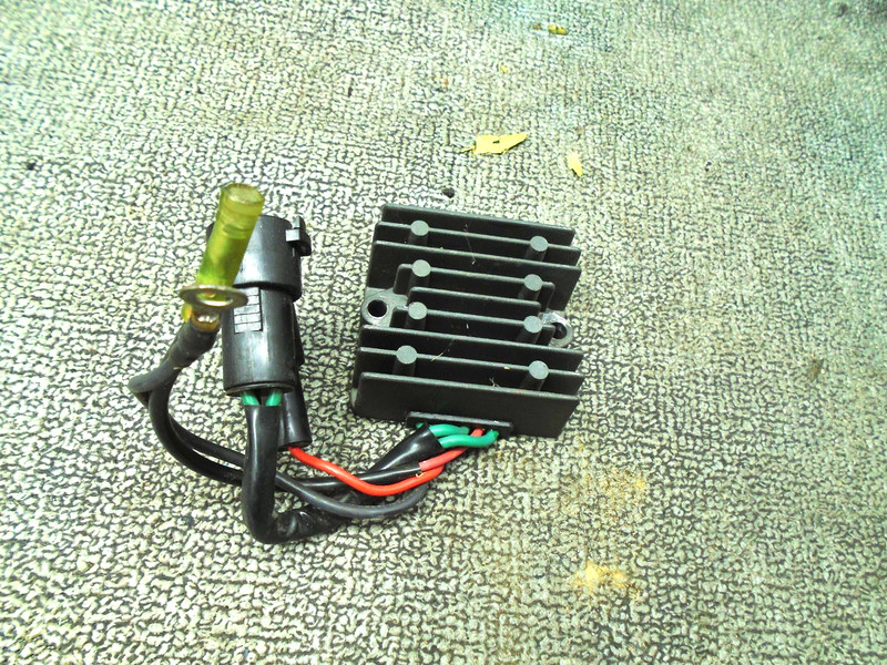 RECTIFIER REGULATOR ASSY 6R3-81960-10-00 Yamaha 1990-2007 Outboard 115-225 hp