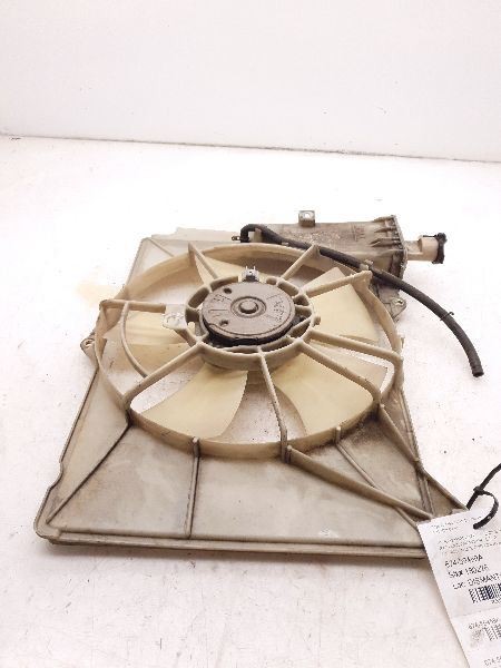 Radiator Fan Motor Fan Assembly 3 Door Hatchback Fits 00-05 ECHO