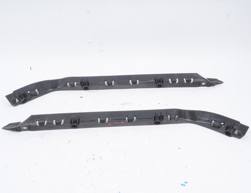 2012 - 2017 Mercedes E350E550 Rear Right Left Bumper Bracket Side Retainer