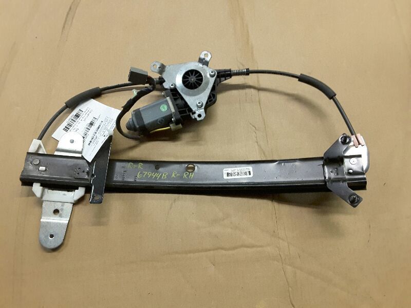 PASSENGER REAR WINDOW REGULATOR ELECTRIC WITHOUT MOTOR FITS CROWN VICTORIA