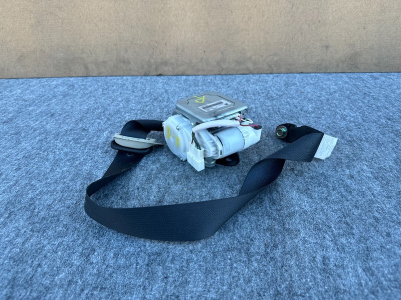 INFINITI FX50 2009-2013 OEM FRONT RIGHT PASSENGER SEAT BELT WITH PRE CRASH (BLK)