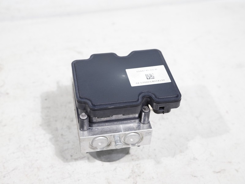 2017-2023 Tesla Model 3 Antilock Brake ABS Pump Module Assy 1044745-00-B OEM 94K