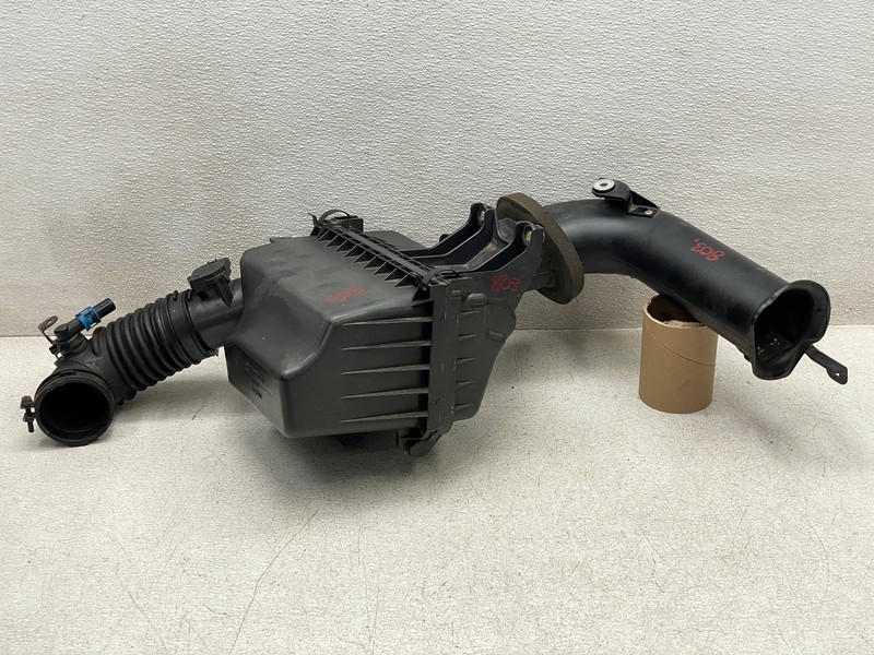 2006-2008 MAZDA MIATA MX-5 AIR CLEANER INTAKE BOX HOUSING W/ PIPES OEM LOT 803