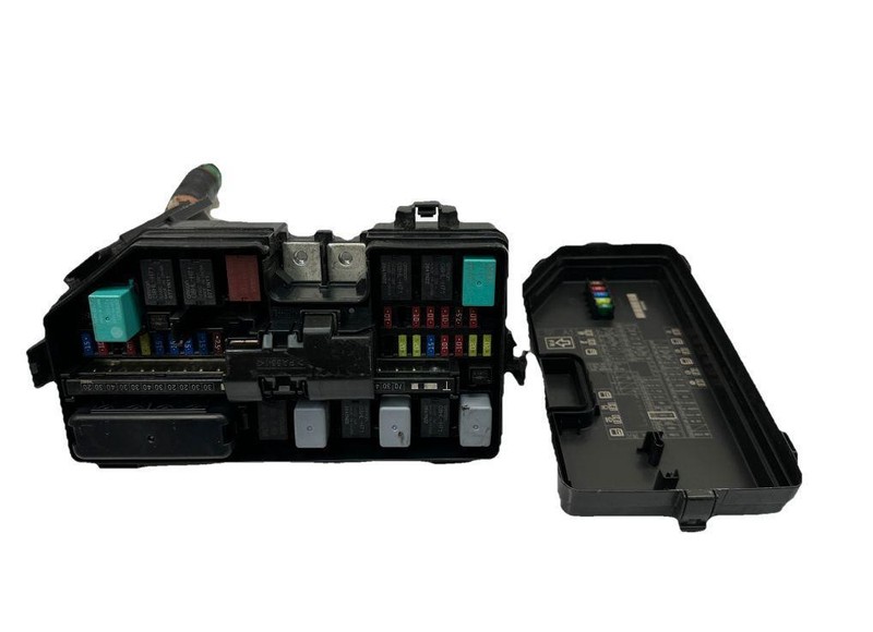 Honda Pilot engine fuse box 2021 2022 touring us market FWD assy OEM 32100TG8AF0
