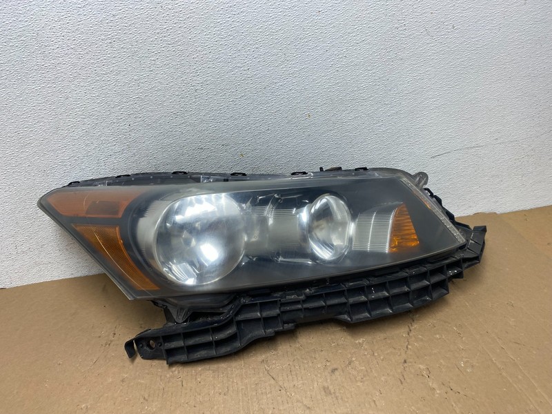 2008 to 2012 Honda Accord Sedan Right Passenger RH Headlight AD8071 DW