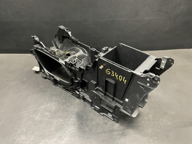Center Console Base Frame Bracket 2020 GMC Acadia 84736643 2021