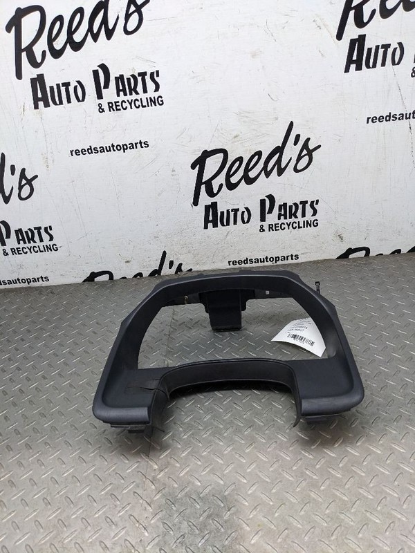 2014-2018 GM CHEVY SILVERADO GMC SIERRA INSTRUMENT CLUSTER BEZEL 1175578