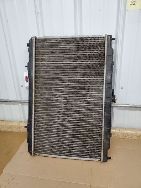 Radiator Fits 00-01 INFINITI I30 280459