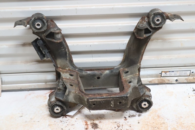 1995-1999 BMW M3 3.2L M/T REAR SUSPENSION CROSSMEMBER SUBFRAME OEM