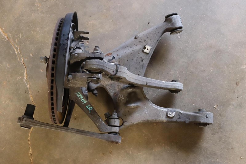 2003-2011 BENTLEY CONTINENTAL GT REAR LEFT SPINDLE KNUCKLE HUB CONTROL ARMS OEM