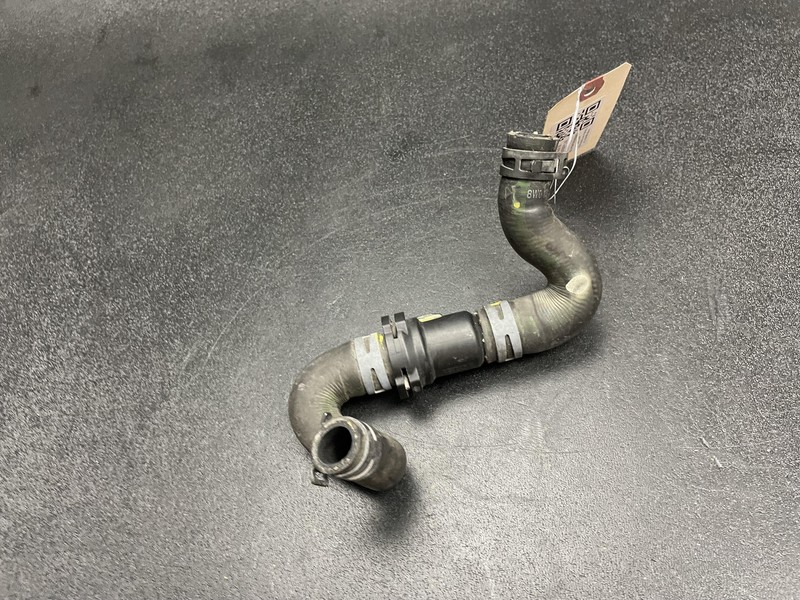 Engine Coolant Water Hose 2019 Audi S5 Coupe 8W0121449AN 2018 2020