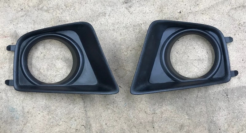 2012 - 2015 TOYOTA TACOMA Front Bumper FOGLIGHT COVER BEZELS Right & Left OEM