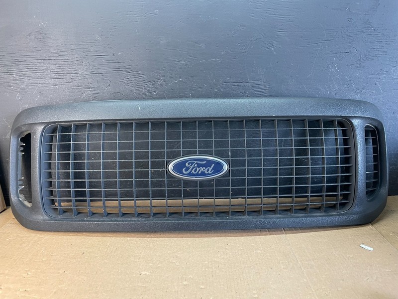 1999 to 2004 Ford F250 Super Duty Front Upper Grill Grille Oem AD0277 DG