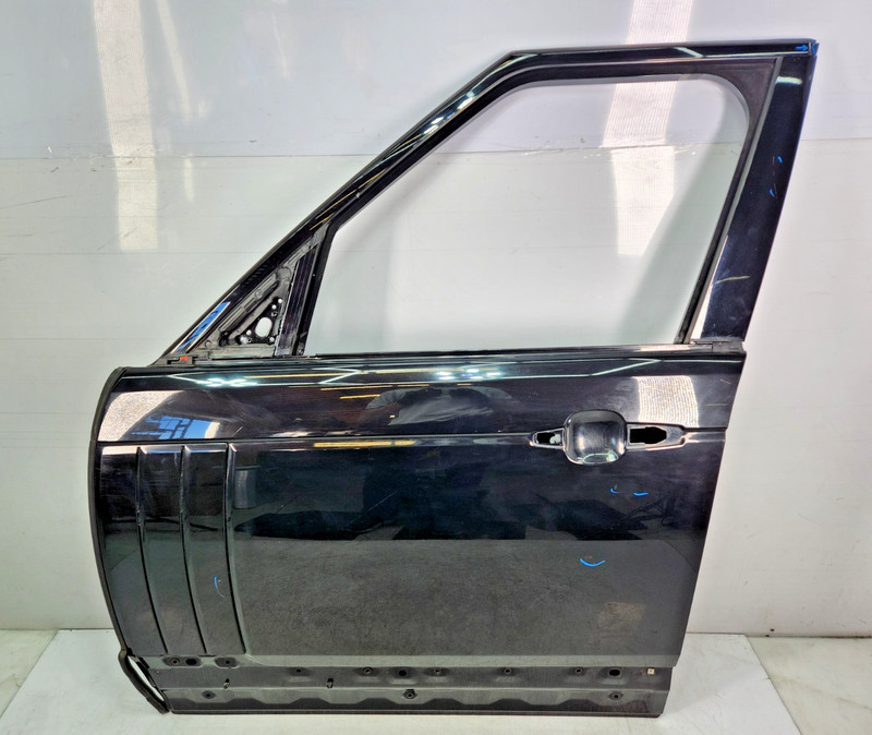 ✅ 13-22 OEM Range Rover L405 Front Left Driver Door Shell Panel Black LRC820*
