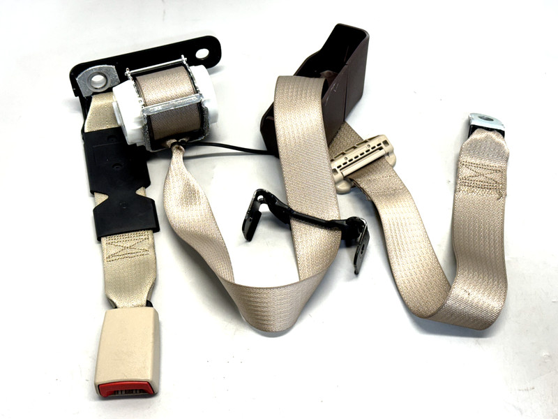 ✅ 2013-24 RAM 1500-3500 OEM REAR CENTER SHOULDER SEAT BELT w/ BUCKLE 5KQ121L1AC