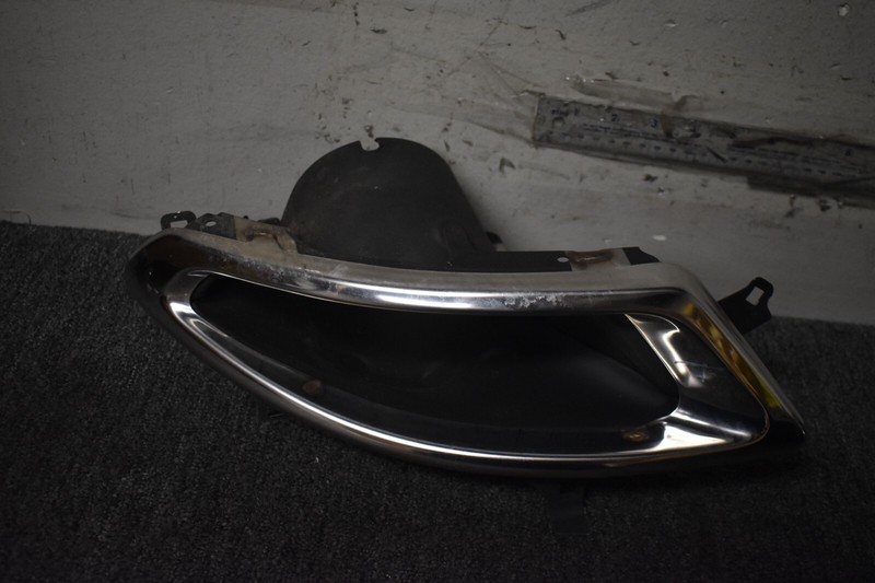 EXHAUST TRIM RIGHT SIDE FACTORY OEM