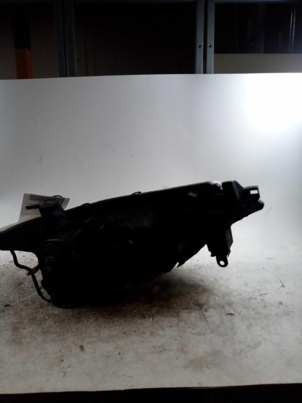 2013 Nissan Quest Left Headlight Assembly Silver OEM 557763 118K Miles