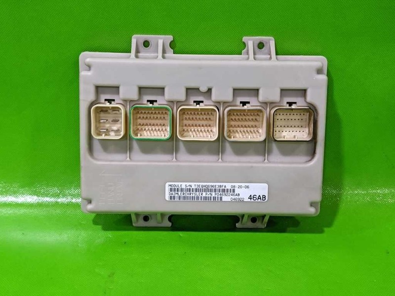 06 CARAVAN BCM BODY CONTROL MODULE OEM 4214-8