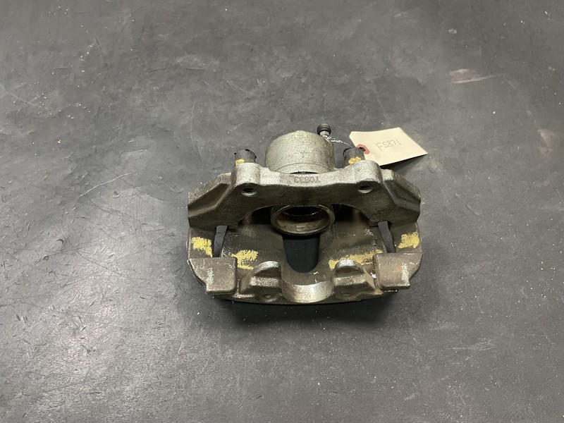 Front Right Brake Caliper 2018 Ford Escape CV6Z-2B120-A 2013 2014 2015 - 2019