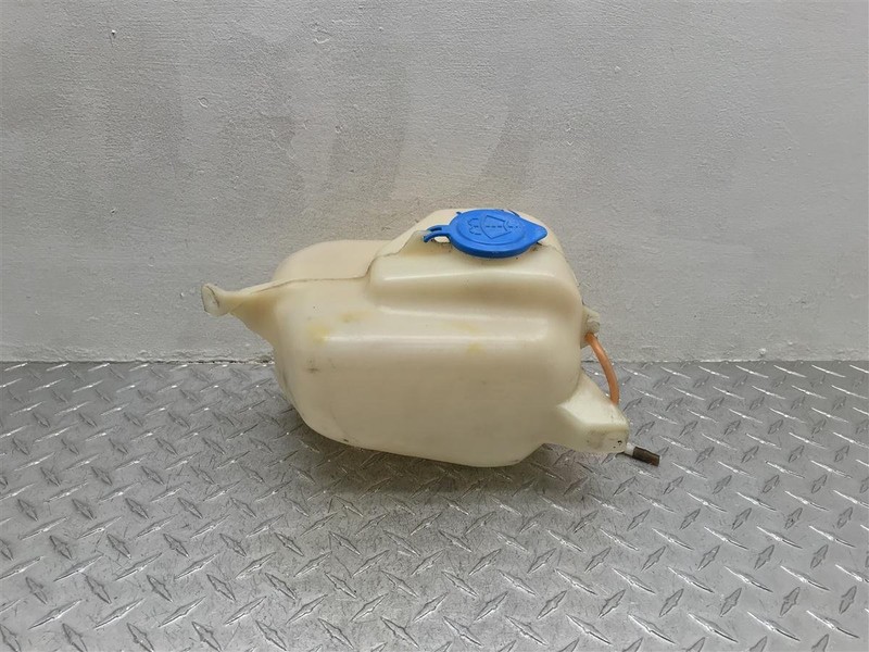 99-04 CHEVROLET TRACKER WASHER RESERVOIR OEM 627-00133