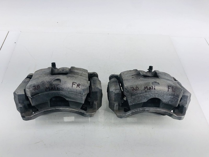 16-22 CHEVROLET MALIBU FWD FRONT RIGHT & LEFT ABS BRAKE CALIPER SET OF 2 OEM