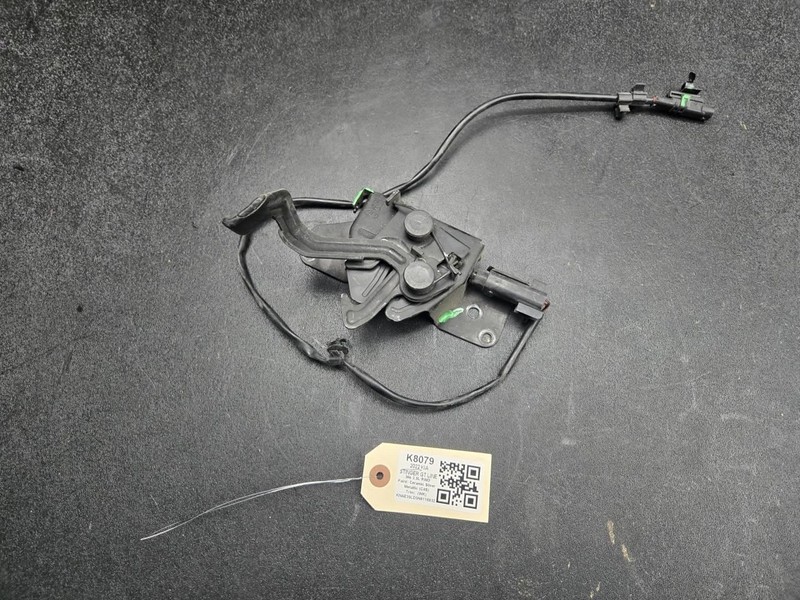 Hood Lock Latch 2022 Kia Stinger 81130-J5000 2018 2019 2020 2021 2023