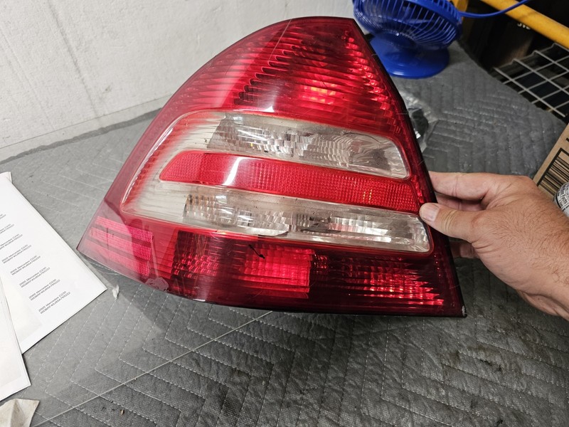 05-07 Mercedes C230 W203 OEM Rear Left LH Driver Brake Taillight Tail Lamp