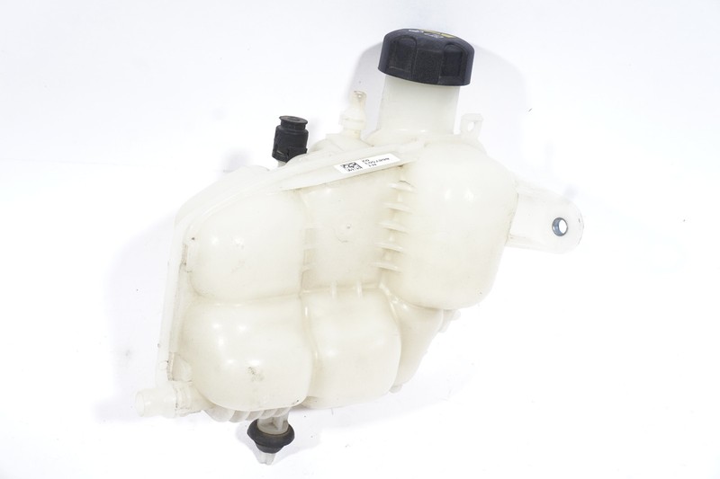 2021 - 2024 BMW 228I F44 GRAN COUPE COOLANT RECOVER BOTTLE RESERVOIR OEM