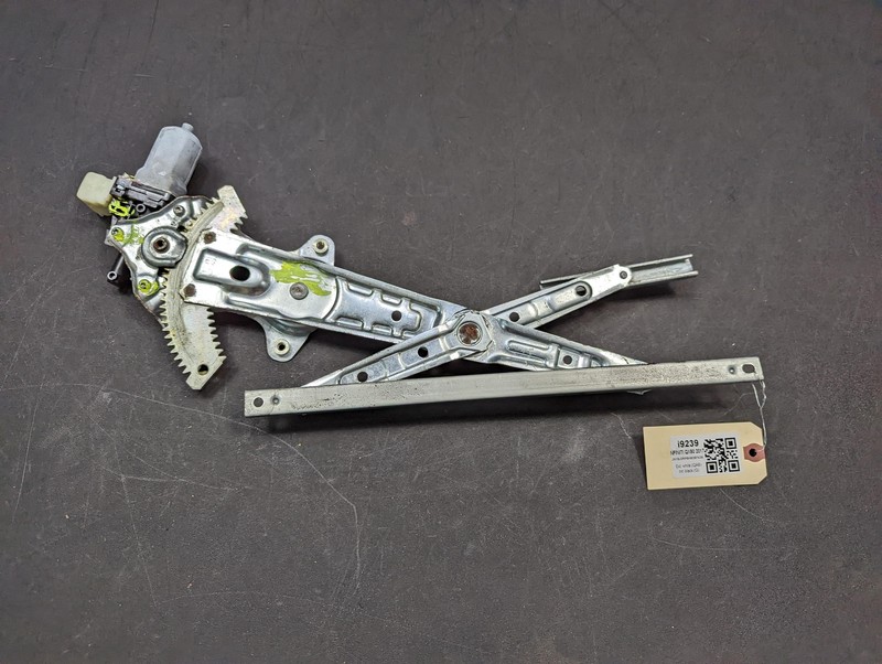 Rear Left Door Window Regulator 2017 Infiniti QX50 82721-1BA0A 2008 2013- 2016