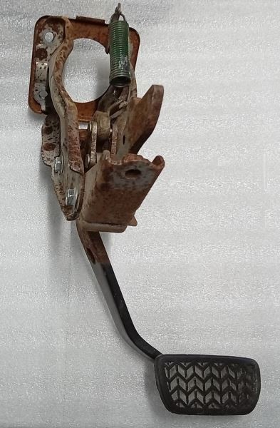 2005-2015 TOYOTA TACOMA BRAKE STOP PEDAL ASSEMBLY 4x2 AUTOMATIC