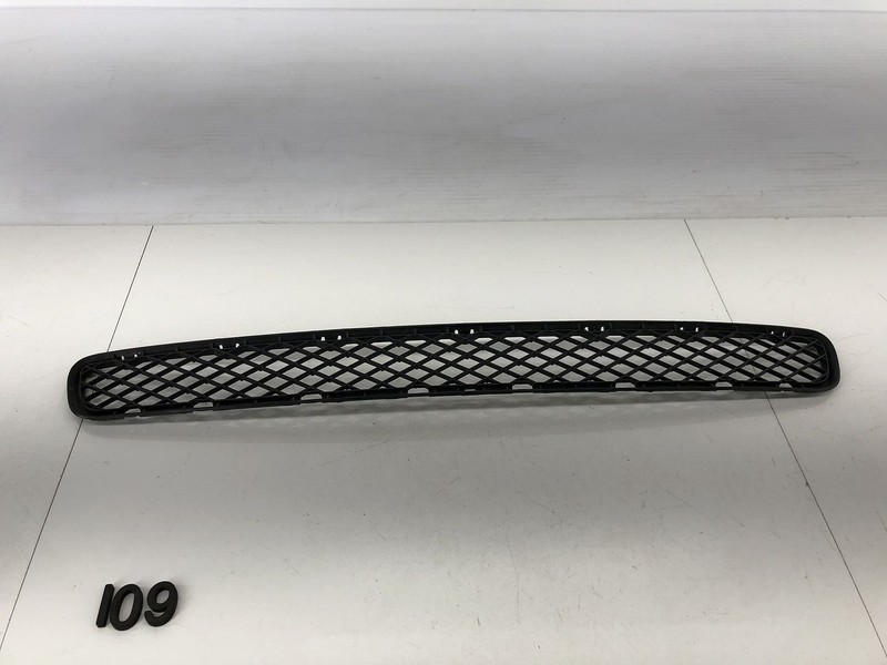 07-10 BMW X3 E83 FRONT BUMPER UPPER CENTER RADIATOR GRILLE COVER OEM