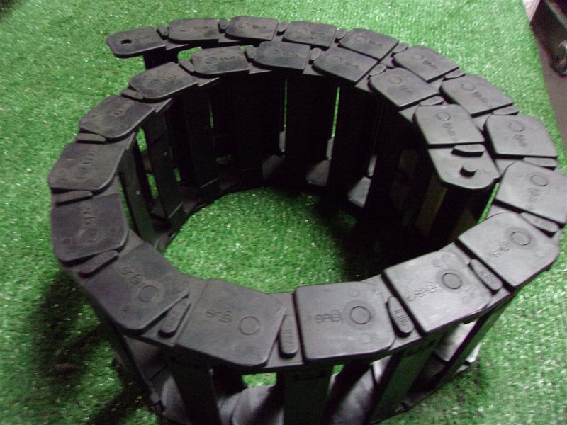 Igus R106 Cable Carrier Track Chain 23-Links #13 *FREE SHIPPING*