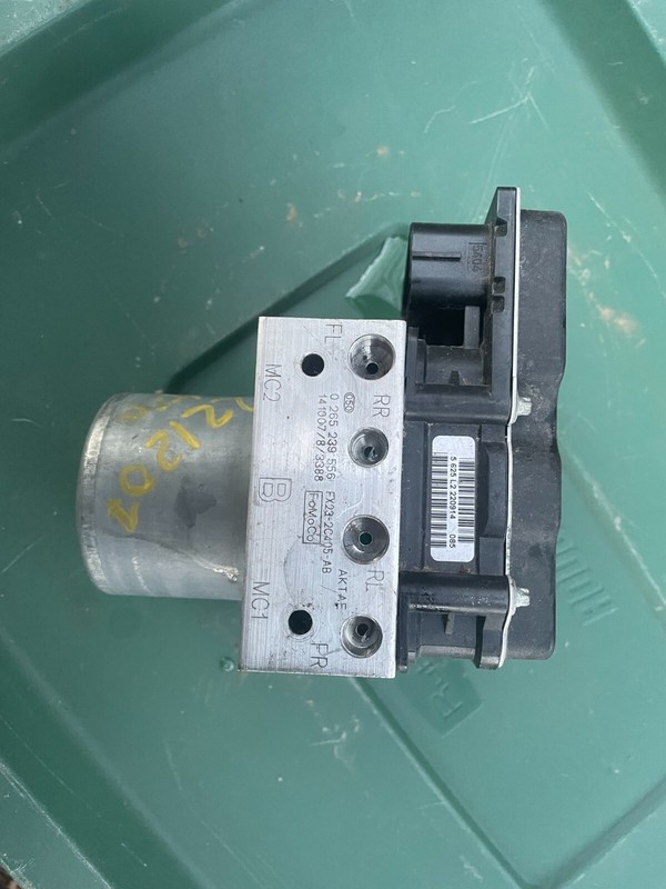 14-15 JAGUAR XF ABS PUMP - ANTI LOCK BRAKE PUMP W/ MODULE
