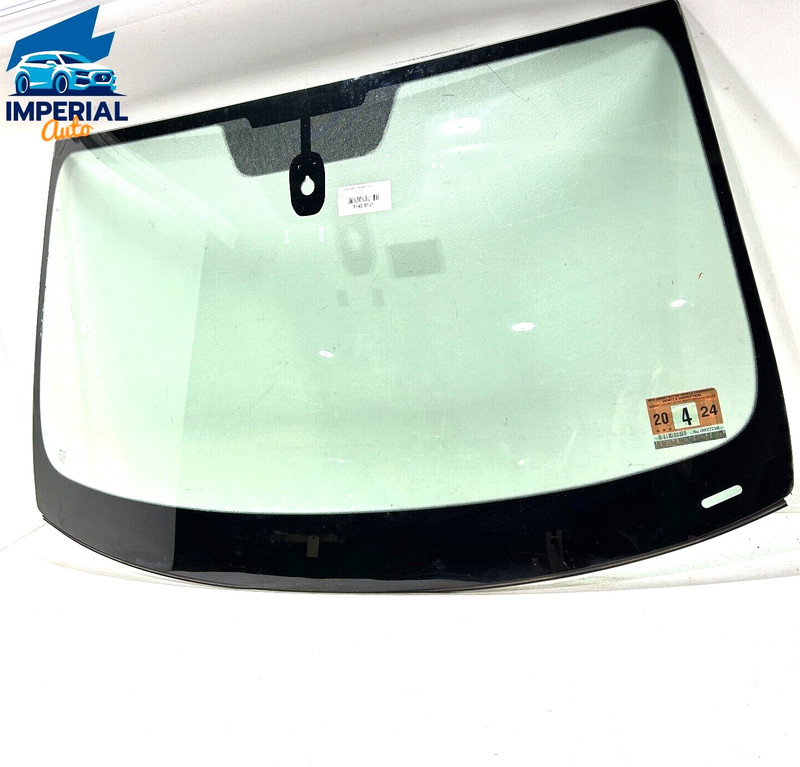 2011 - 2016Volkswagen Touareg FRONT WINDSHIELD WINDOW GLASS OEM