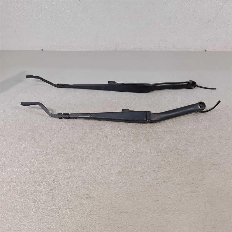 97-04 Corvette C5 Windshield Wiper Arms Lh Rh Pair Aa7418