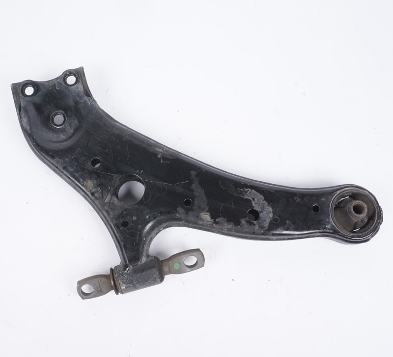 2015 - 2019 Toyota Highlander Front Control Arm Lower Left Driver Side OEM