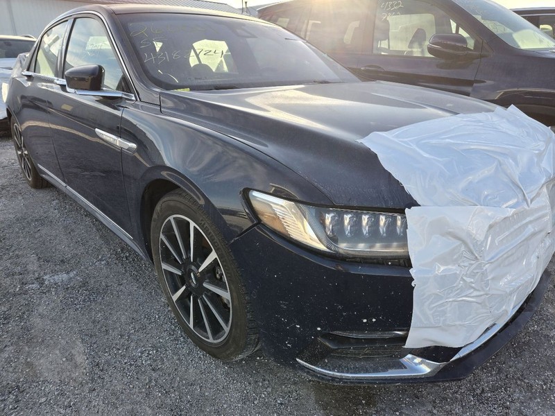Passenger Right Fender Fits 17-20 LINCOLN CONTINENTAL 3638365