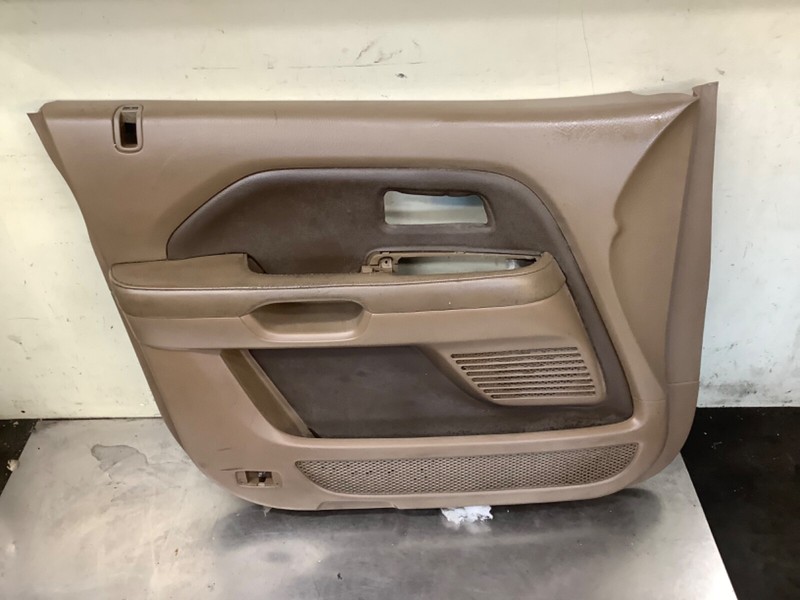 06-08 Pilot left Driver side front door trim, panel saddle color used OEM